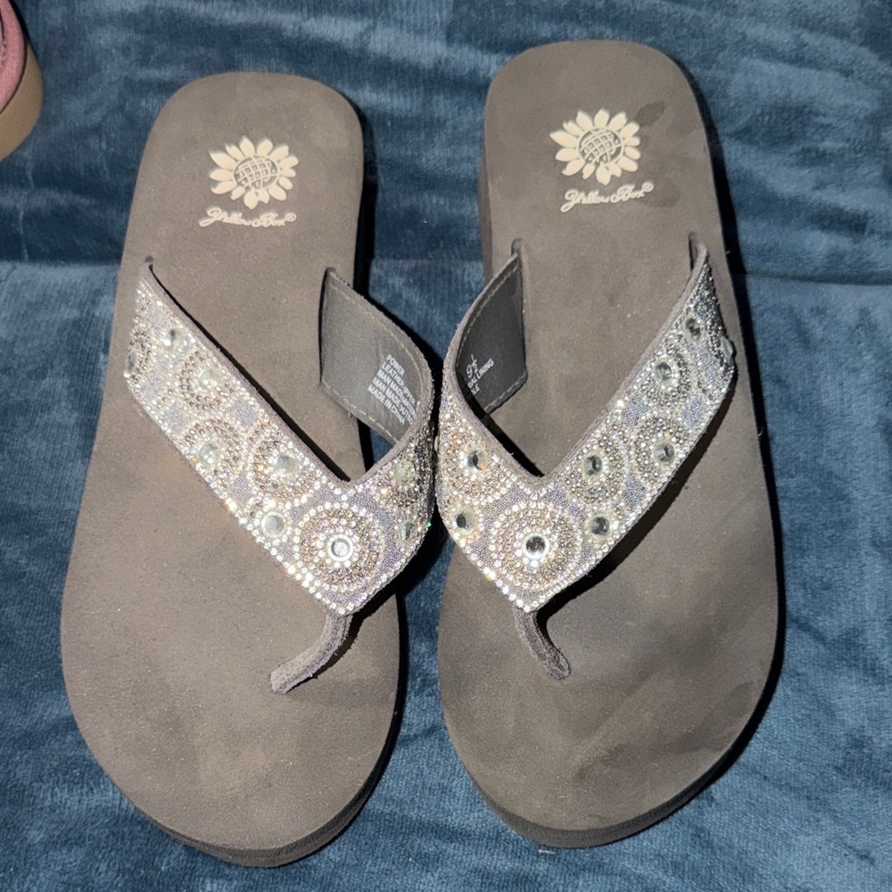 Women's Yellow Box Sandals